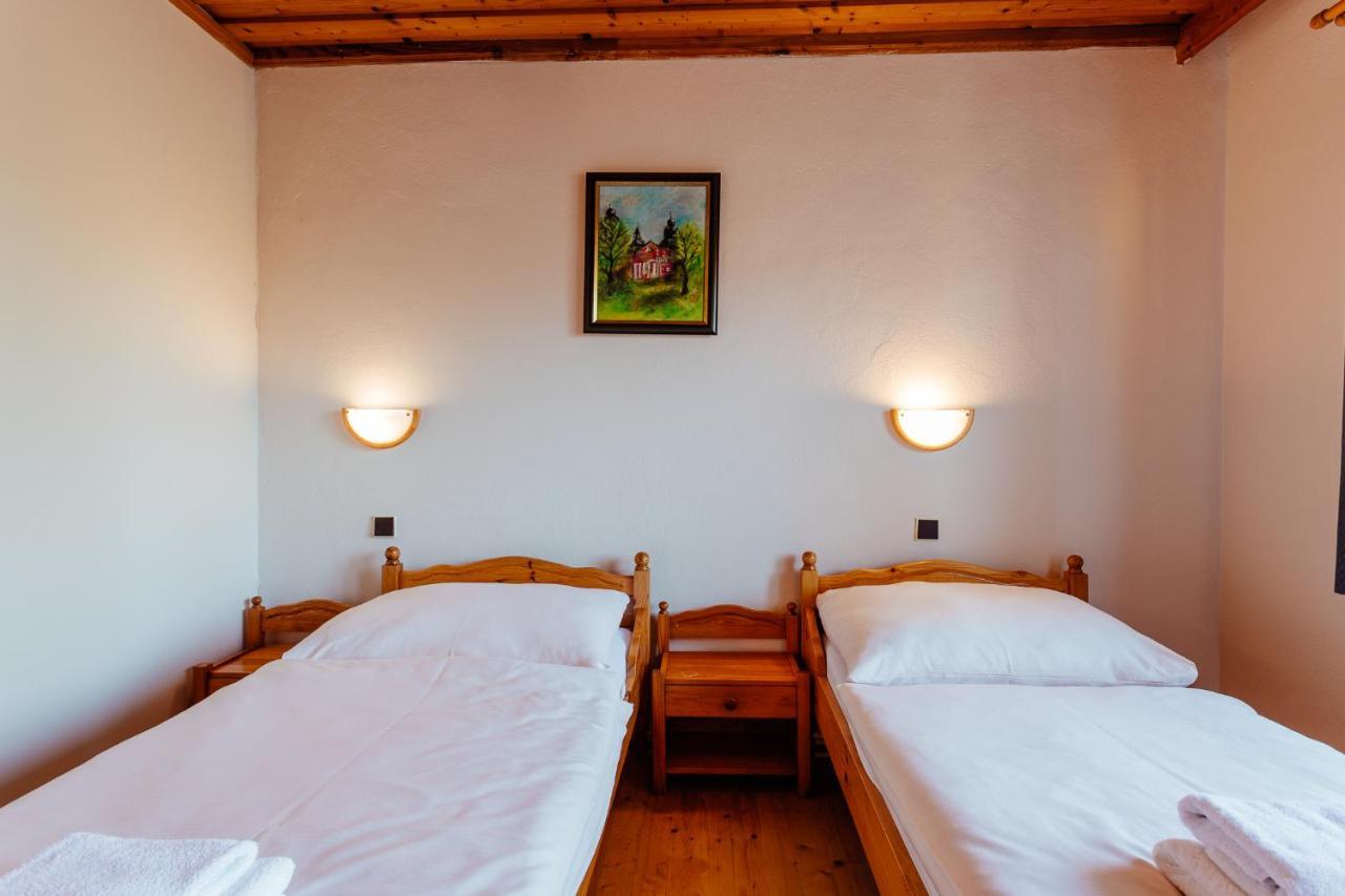 Penzion Topky Hotell Banská Štiavnica Eksteriør bilde