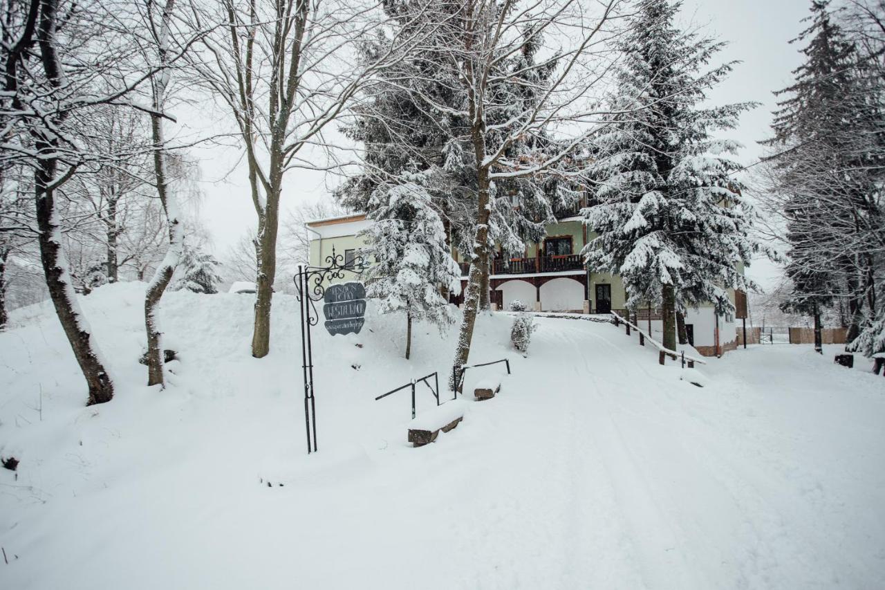 Penzion Topky Hotell Banská Štiavnica Eksteriør bilde